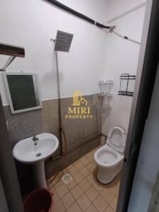2 Bedrooms 2 Bathrooms 1 Storey Terrace House For Rent At Taman Tunku Miri For Rent 18