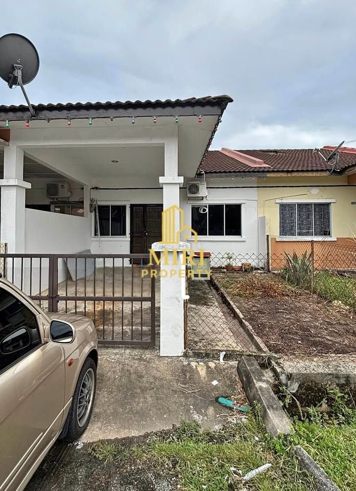 3 Bedrooms 2 Bathrooms 1 Storey Terrace House For Rent At Desa Bahagia Permyjaya Miri For Rent 1