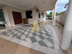 4 Bedrooms 3 Bathrooms 1 Storey Semi Detached House For Rent At Lutong Baru Miri For Rent 8