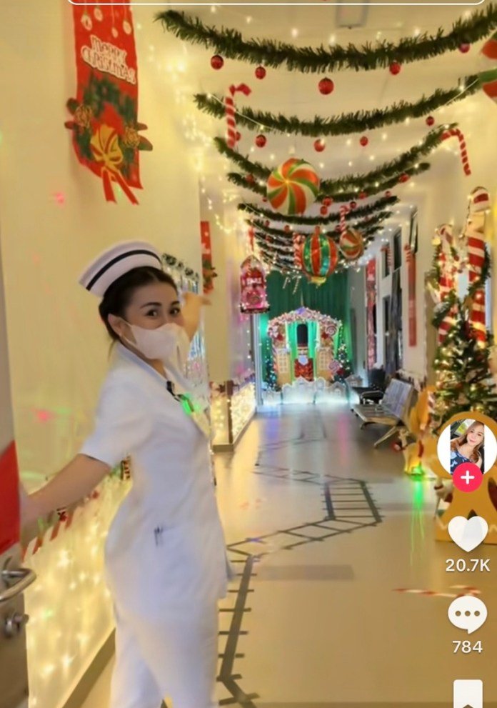 Sri Aman Hospital II Transforms into a Festive Wonderland for Christmas 1 Screenshot 2025 12 17 14 19 17 681 com.ss .android.ugc .trill