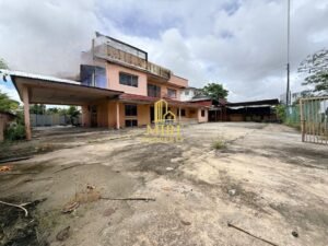 2 Storey Commercial Detached House For Rent At Jalan Piasau Miri For Rent 19