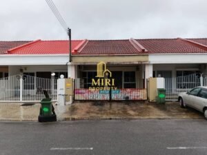 3 Bedrooms 2 Bathrooms 1 Storey Intermediate Terrace House For Rent At Jalan Jati Senadin Miri House For Rent 8