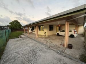 3 Bedrooms 2 Bathrooms Single Storey Detached House For Rent At Desa Bahagia Permyjaya Miri For Rent 12