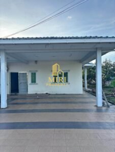 4 Bedrooms 2 Bathrooms 1 Storey Semi Detached House For Rent At Bandar Baru Permyjaya Miri For Rent