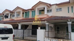 4 Bedrooms 2 Bathrooms 2 Storey Bare Unit Terrace House For Rent At Jalan Jati Senadin Miri House For Rent 1