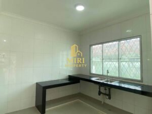 4 Bedrooms 2 Bathrooms 2 Storey Bare Unit Terrace House For Rent At Jalan Jati Senadin Miri House For Rent 14
