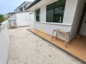 4 Bedrooms 2 Bathrooms 2 Storey Semi Detached House For Sale At Greenville Senadin Miri House For Sale 13