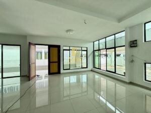 4 Bedrooms 2 Bathrooms 2 Storey Semi Detached House For Sale At Greenville Senadin Miri House For Sale 20