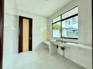 4 Bedrooms 2 Bathrooms 2 Storey Semi Detached House For Sale At Greenville Senadin Miri House For Sale 24