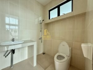 4 Bedrooms 2 Bathrooms 2 Storey Semi Detached House For Sale At Greenville Senadin Miri House For Sale 25