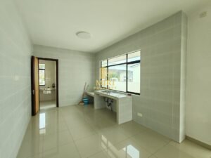 4 Bedrooms 2 Bathrooms 2 Storey Semi Detached House For Sale At Greenville Senadin Miri House For Sale 4