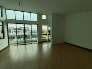 4 Bedrooms 2 Bathrooms 2 Storey Semi Detached House For Sale At Greenville Senadin Miri House For Sale 7