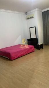 4 Bedrooms 2 Bathrooms 2 Storey Terrace Corner House For Rent At Desa Senadin Miri House For Rent 10