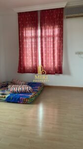 4 Bedrooms 2 Bathrooms 2 Storey Terrace Corner House For Rent At Desa Senadin Miri House For Rent 7