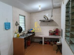 4 Bedrooms 2 Bathrooms 2 Storey Terrace Terrace House For Rent At Ocean Park Luak Miri House For Rent 15