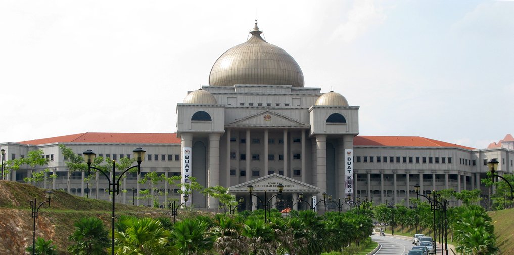 KualaLumpurCourtsComplex Malaysia 20080509 cropped MEErqj