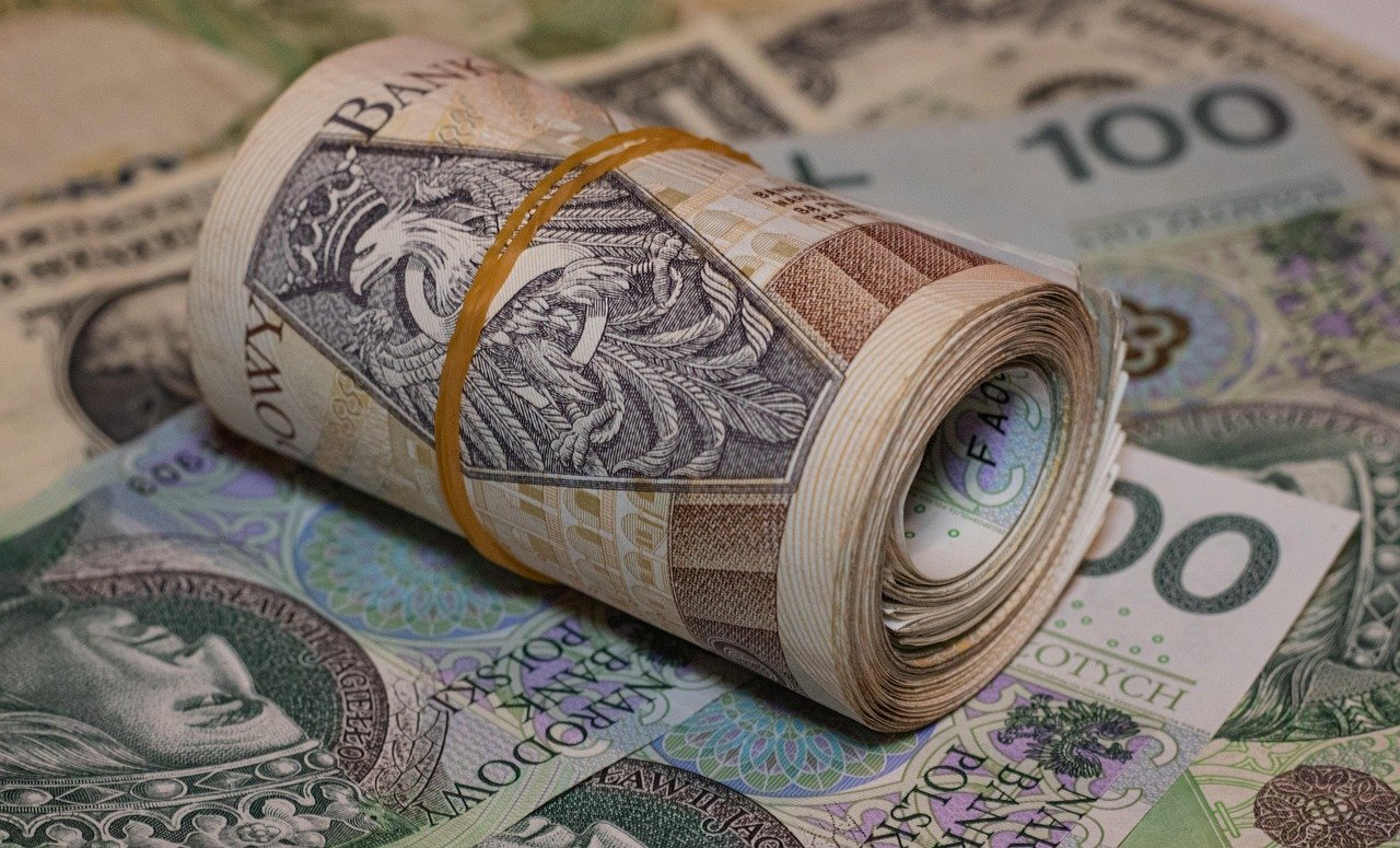 Balancing cash flow and liquidity in property investment Miri versus stocks Sarawak