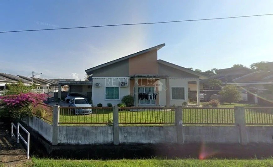 1 Storey Terrace Corner House For Sale At Desa Bahagia Miri For Sale