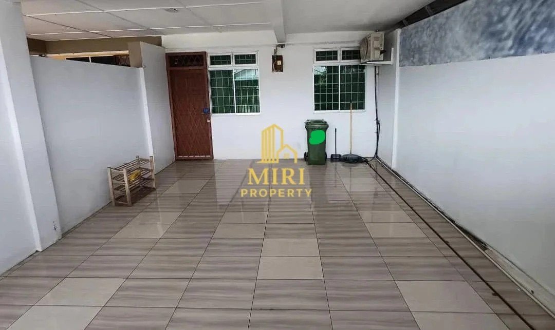 2 Bedrooms 2 Bathrooms 1 Storey Terrace House For Rent At Taman Tunku Miri For Rent