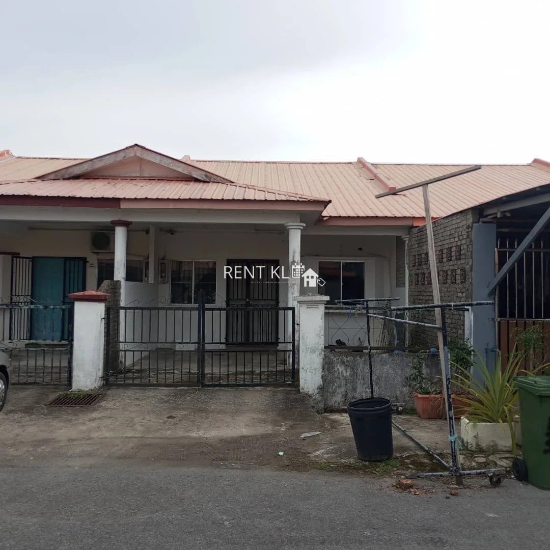 3 Bedrooms 2 Bathrooms 1 Storey Terrace House For Rent At Senadin Miri House For Rent