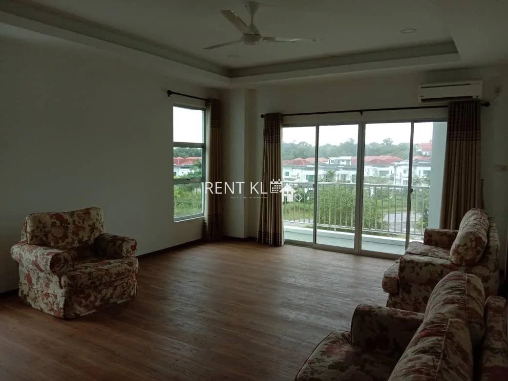 4 Bedroom 4 Bathrooms At CitiCondo @ East Valley Lopeng Miri For Rent