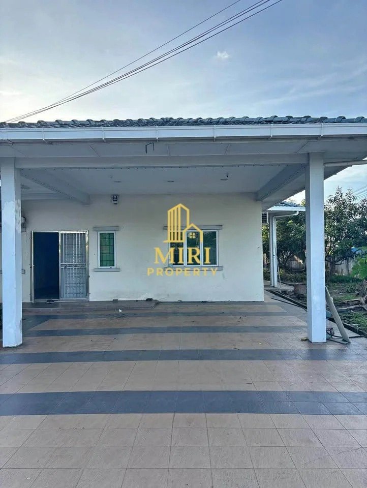 4 Bedrooms 2 Bathrooms 1 Storey Semi Detached House For Rent At Bandar Baru Permyjaya Miri For Rent