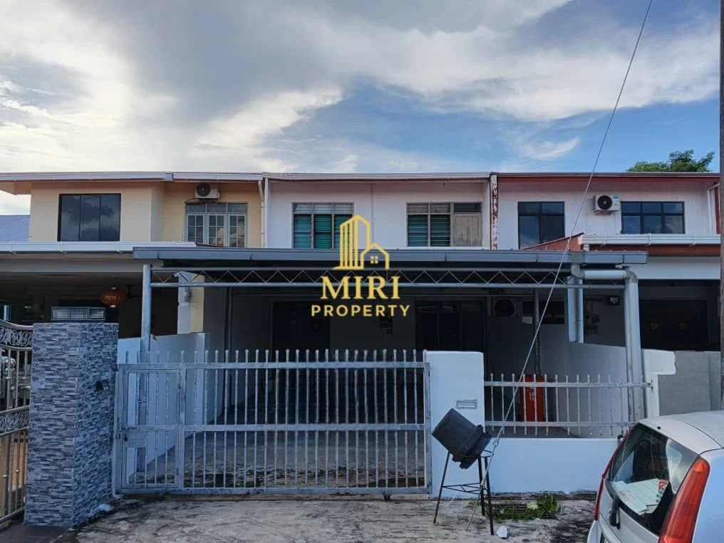 4 Bedrooms 2 Bathrooms 2 Storey Terrace Terrace House For Rent At Ocean Park Luak Miri House For Rent