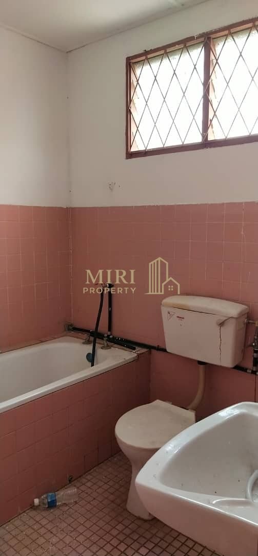 4 Bedrooms 3 Bathrooms 2 Storey Corner Terrace House For Rent At Pujut 9 Miri For Rent 8
