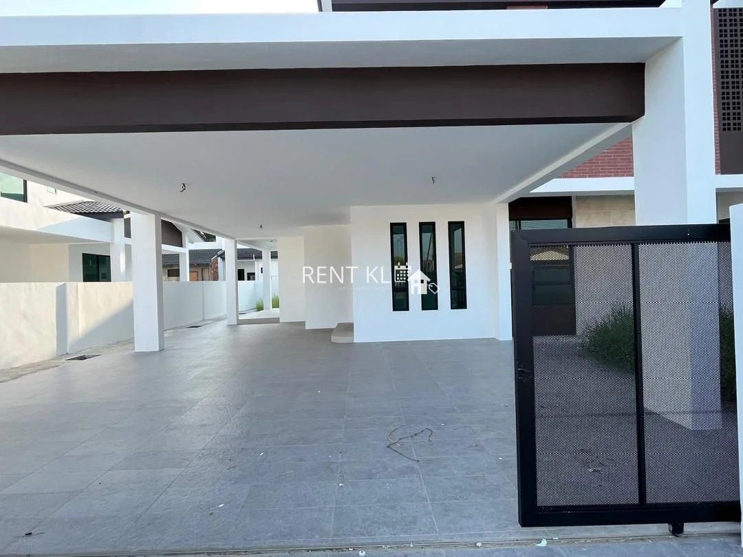 4 Bedrooms 3 Bathrooms 2 Storey Semi Detached House For Rent At Lutong Baru Miri For Rent