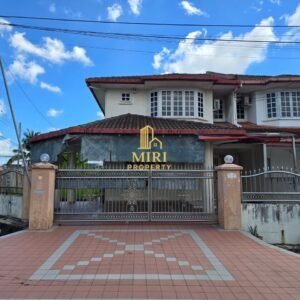 4 Bedrooms 3 Bathrooms 2 Storey Semi Detached House For Rent At Riam Miri House For Rent 1