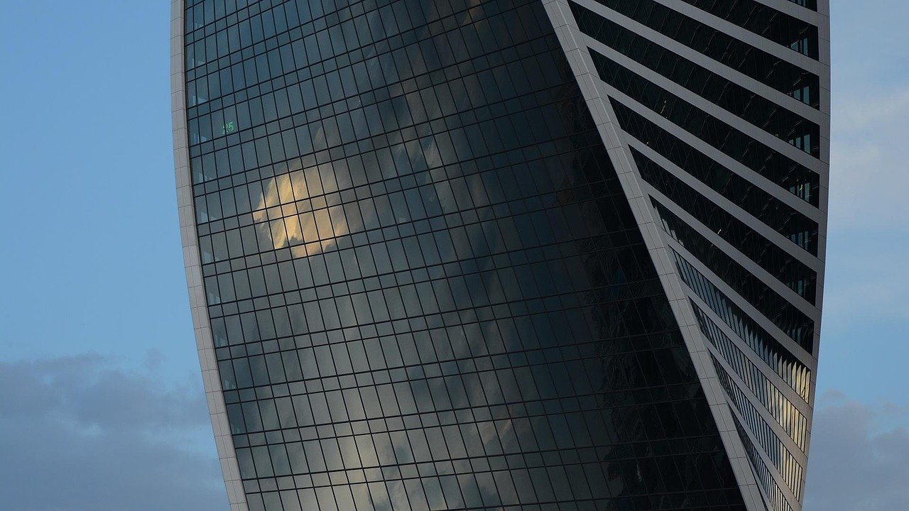 Comparing Income Stability of Investment Vehicles in Miri and Wider Sarawak