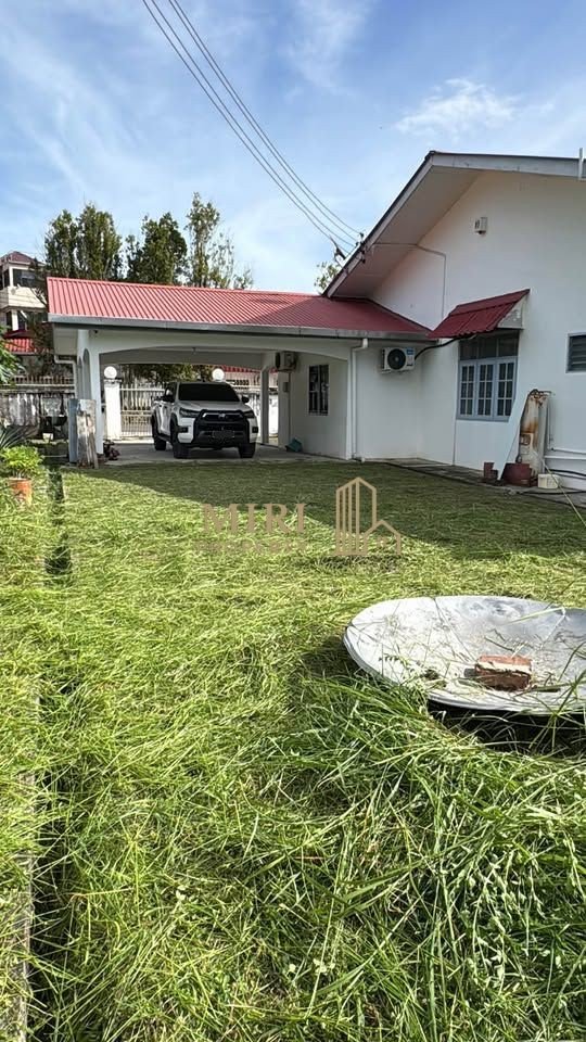 3 Bedrooms 2 Bathrooms 1 Storey Terrace House Corner Unit For Rent At MDL Garden Pelita Miri House For Rent 3