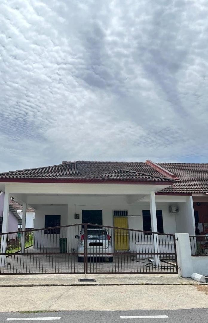 3 Bedrooms 2 Bathrooms Single Storey Corner Terrace House For Rent At Desa Indah 3 Bandar Baru Permyjaya Miri For Rent 1