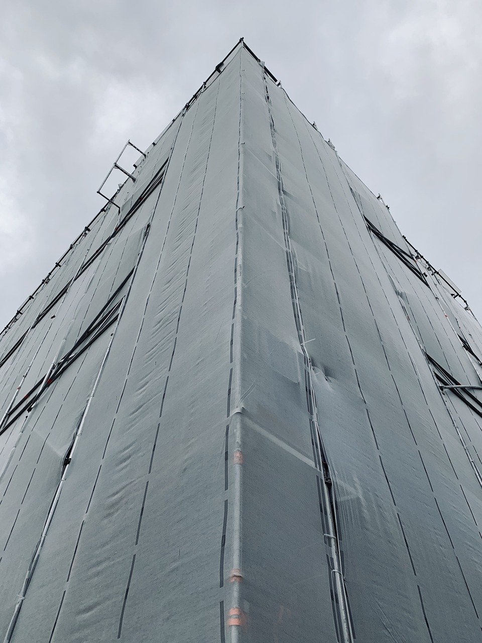 Cost trade-offs between value-adding upgrades and cosmetic fixes in Miri homes