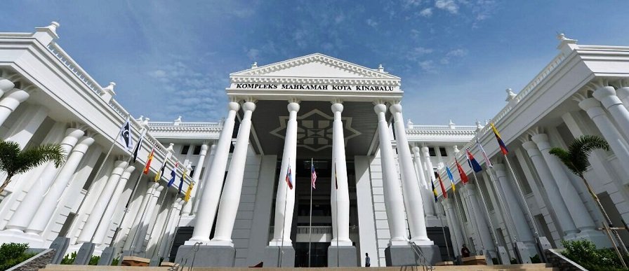court building ZgiWgA