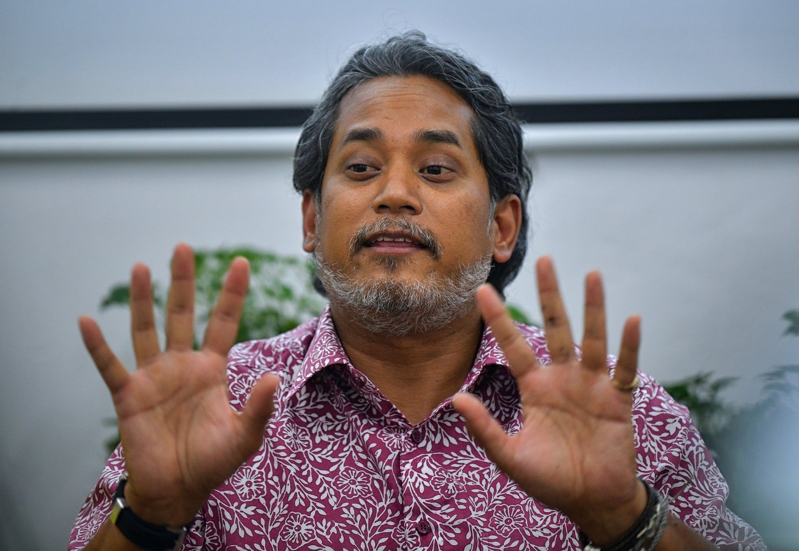 ok Bernama YEARENDER POLITICS 2 n20hhc