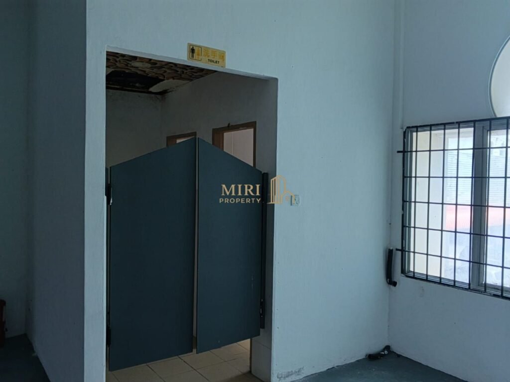 1st Floor Shop For Rent At Miri 101 Commercial Centre Miri Shop Office For Rent 5