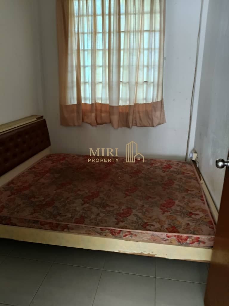 3 Bedroom 1 Bathrooms 1 Storey Terrace House For Rent At Jalan Cahaya Lopeng Miri For Rent 10