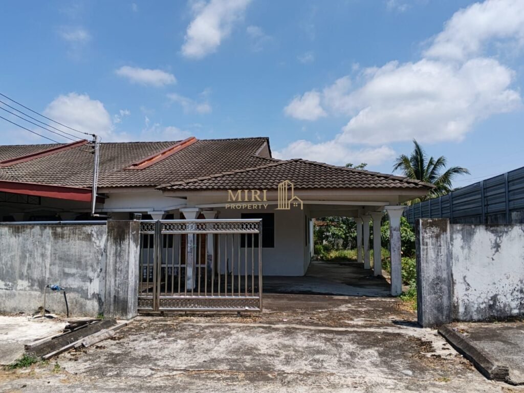 3 Bedrooms 2 Bathrooms 1 Storey Corner Terrace House At Jalan Dato Permaisuri 3 Bandar Baru Permyjaya Miri House For Sale 15