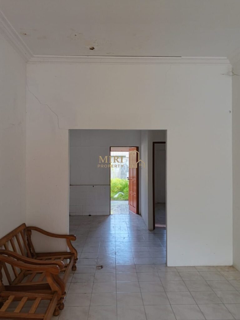 3 Bedrooms 2 Bathrooms 1 Storey Corner Terrace House At Jalan Dato Permaisuri 3 Bandar Baru Permyjaya Miri House For Sale 5
