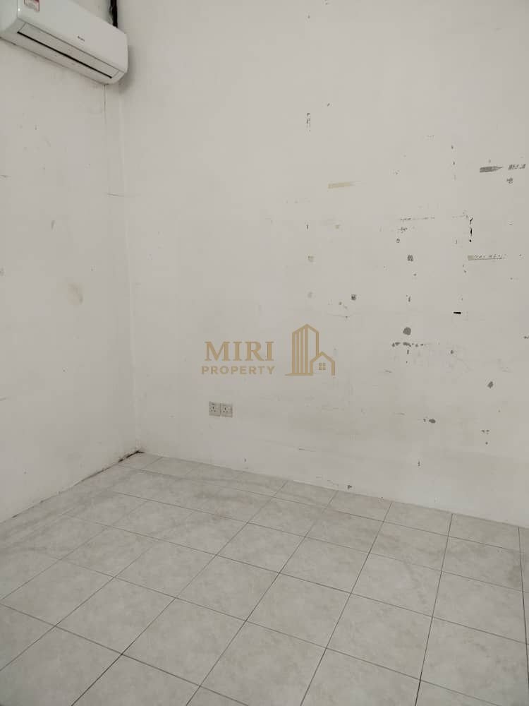 3 Bedrooms 2 Bathrooms 1 Storey Terrace House For Rent At Lorong Desa Senadin 2C Senadin Miri House For Rent 6