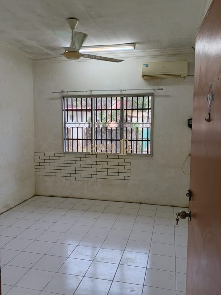 3 Bedrooms 2 Bathrooms Single Storey Terrace House For Rent At Lorong Desa Senadin 2C Senadin Miri House For Rent 10 3 Bedrooms 2 Bathrooms Single Storey Terrace House For Rent At Lorong Desa Senadin 2C Senadin Miri House For Rent 6