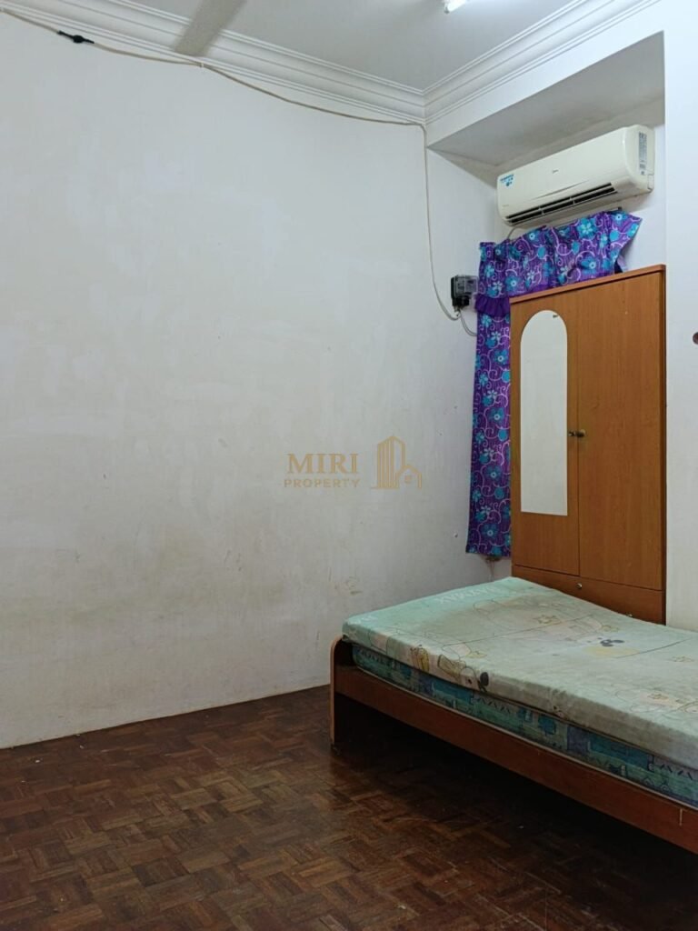 3 Bedrooms 2 Bathrooms Single Storey Terrace House For Rent At Lorong Desa Senadin 2C Senadin Miri House For Rent 12 3 Bedrooms 2 Bathrooms Single Storey Terrace House For Rent At Lorong Desa Senadin 2C Senadin Miri House For Rent 8