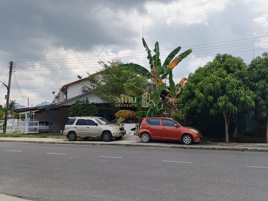 4 Bedrooms 3 Bathrooms 2 Storey Corner Terrace House At Taman Bumiko Miri House For Sale 2 1