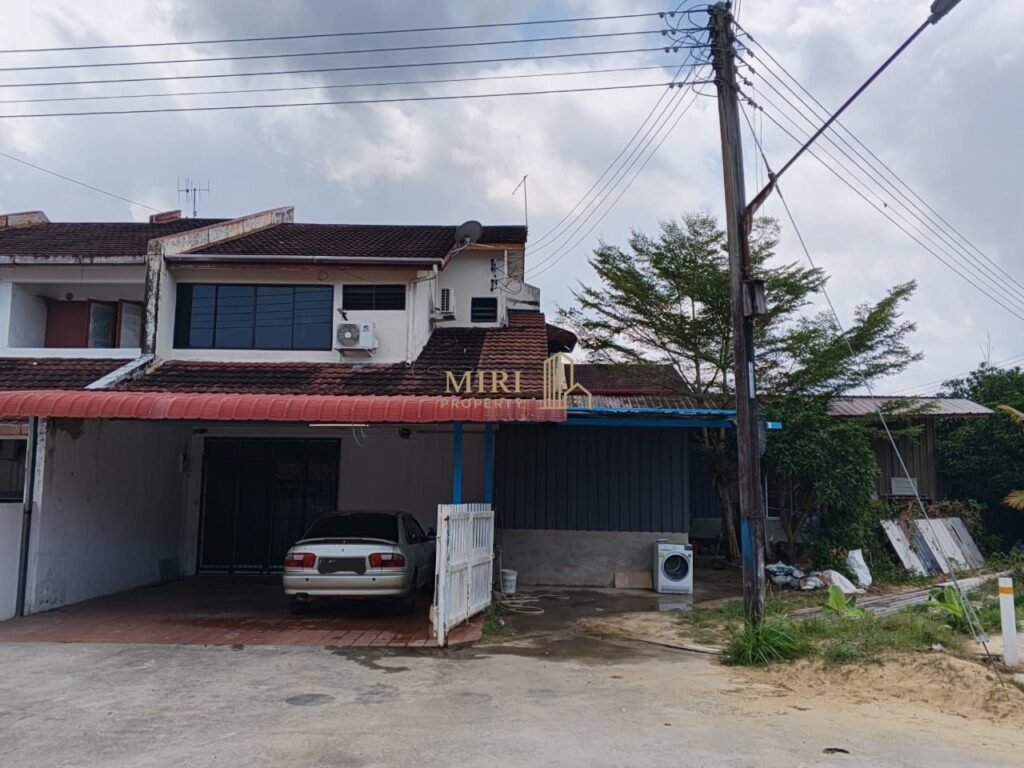 4 Bedrooms 3 Bathrooms 2 Storey Corner Terrace House At Taman Bumiko Miri House For Sale 7 1