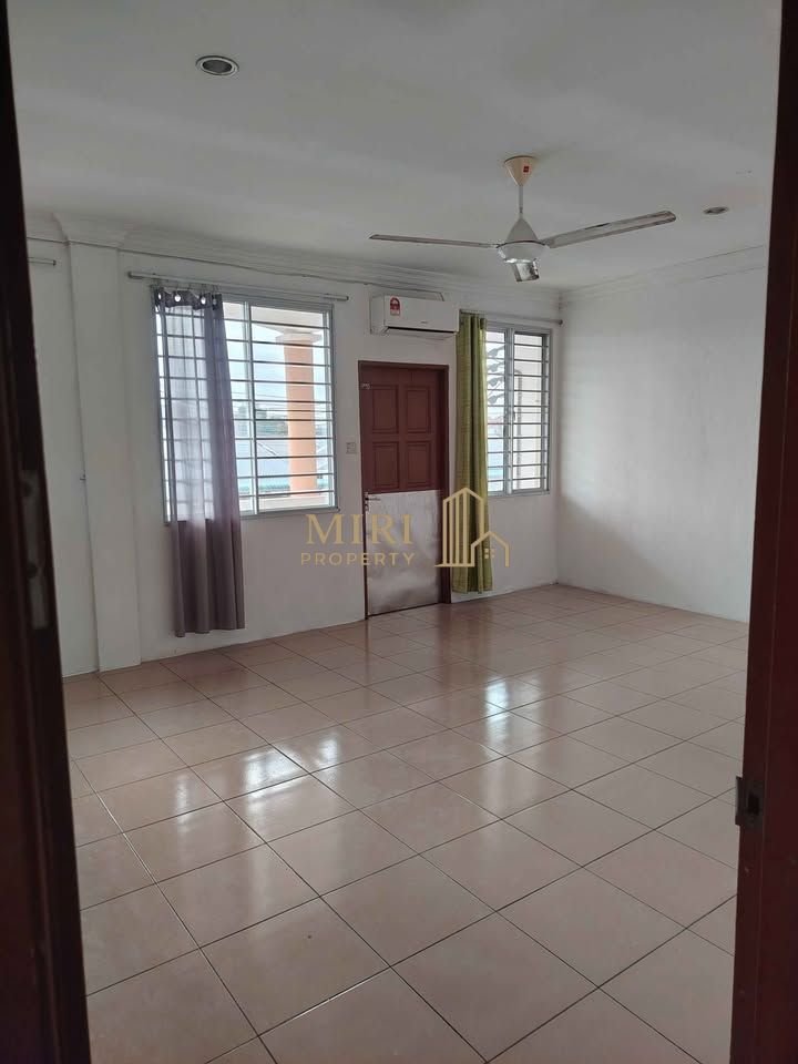 4 Bedrooms 4 Bathrooms 2 Storey Semi Detached House For Rent At Taman Delight Miri For Rent 5