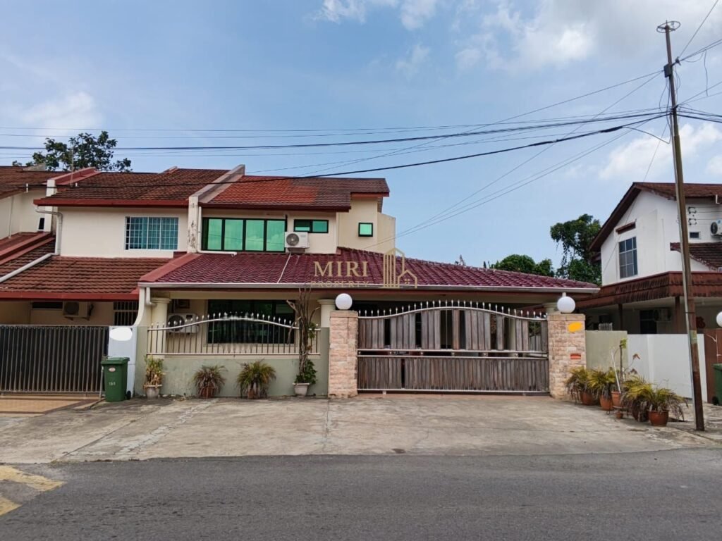 Female Room For Rent At Taman Bumiko Miri Room For Rent 4