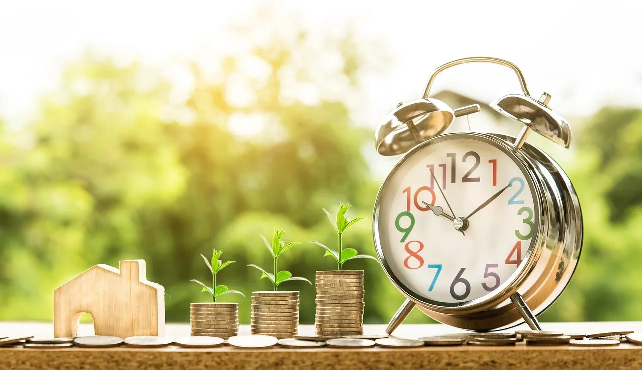 Balancing long-term property investment Miri with liquid investment options Sarawak for retirees