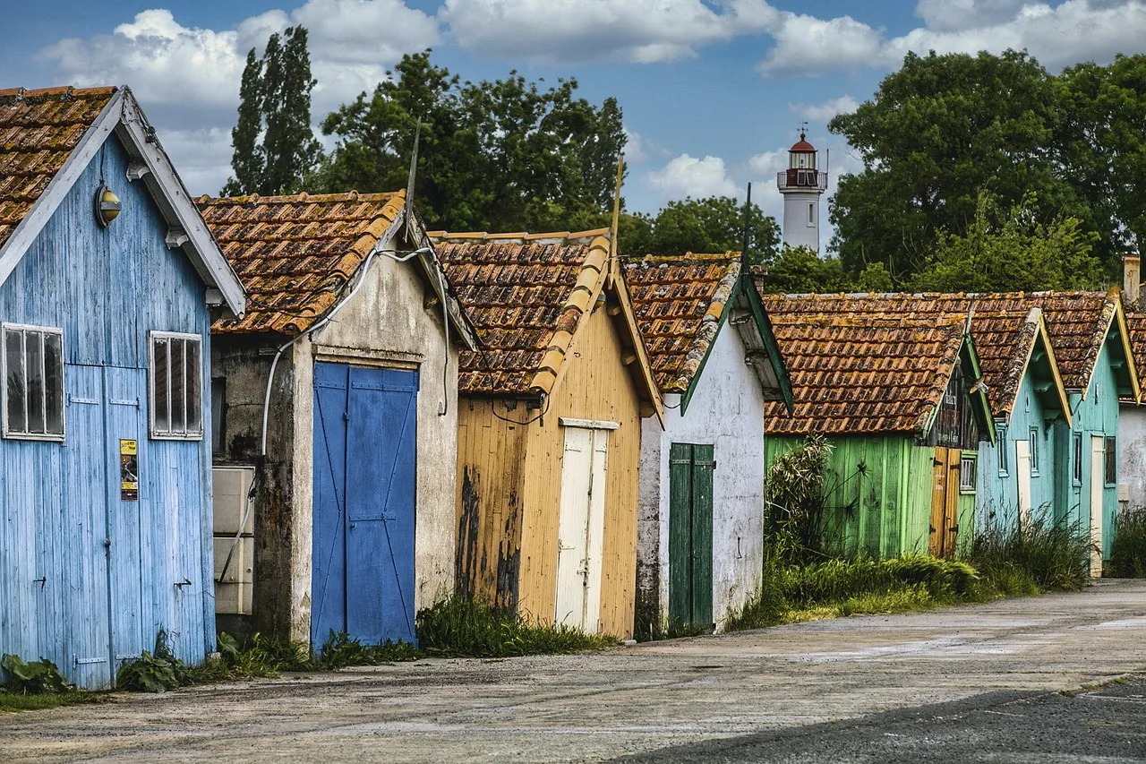 Essential Legal Steps When You Sell House in Miri Safely