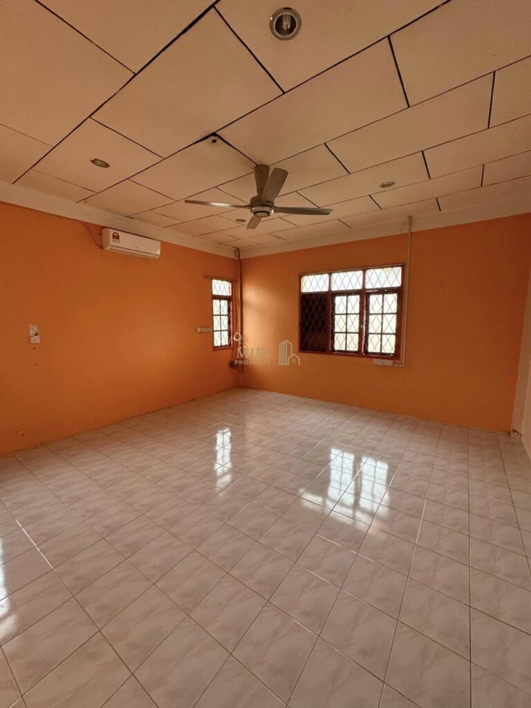 1 Storey Detached House For Sale | Jalan Riam, Miri 12 1 Storey Detached Dwelling House For Sale At Jalan Riam Miri House For Sale 4
